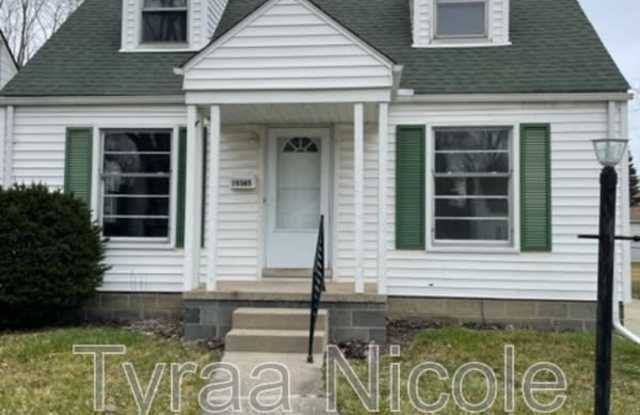 19365 Kingsville Street photos photos