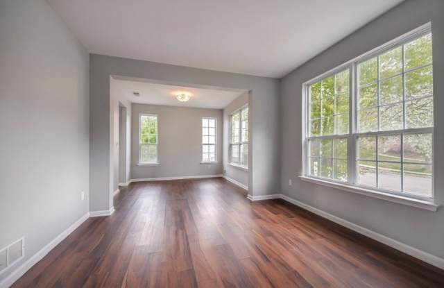 227 Winding Hill Dr Gallery 3