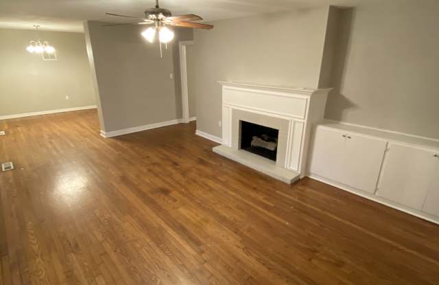 1010 Gregory St Gallery 2
