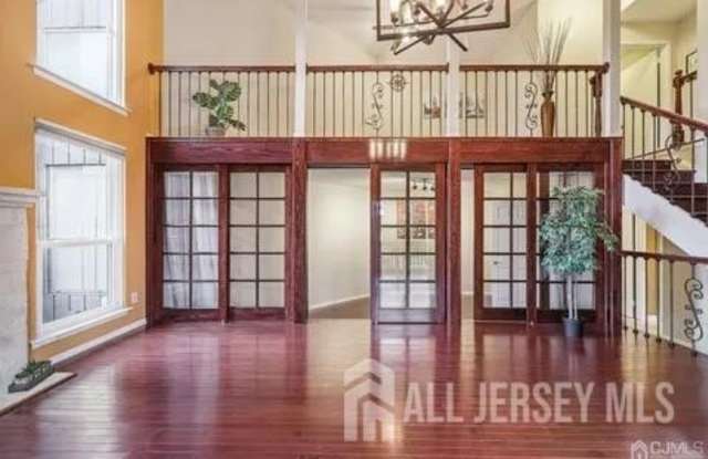232 Westgate Drive Gallery 2