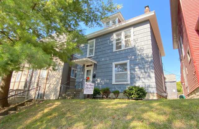 W Oakland Ave 38 NCR - 38 West Oakland Avenue, Columbus, OH 43201