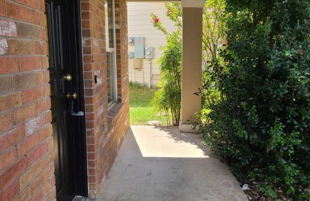 117 Cypress Willow Gallery 3