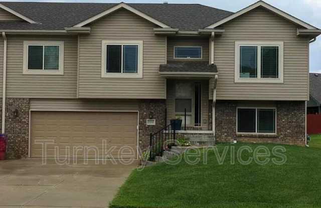 1602 Barrington Parkway photos photos