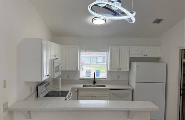 208 Homer Avenue S Gallery 3