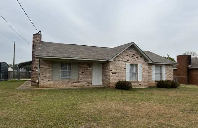 1705 Deatsville HighwayMillbrook photos photos