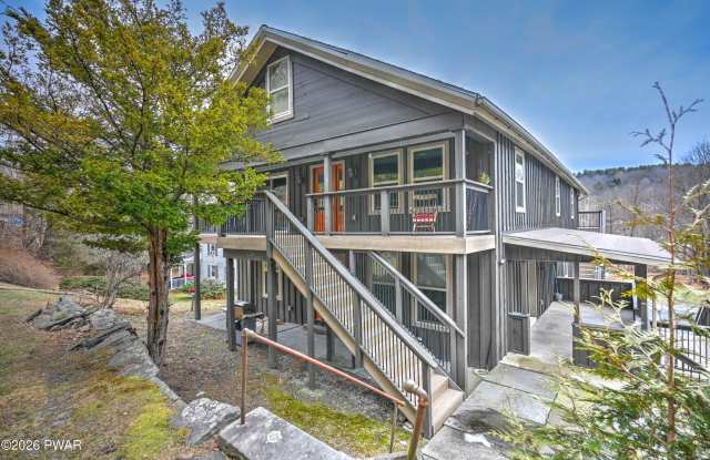 628 Hudson Street unit: 1 - 628 Hudson Street, Hawley, PA 18428