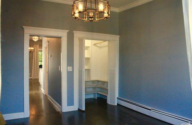 481 MONMOUTH ST - 481 Monmouth Street, Jersey City, NJ 07302