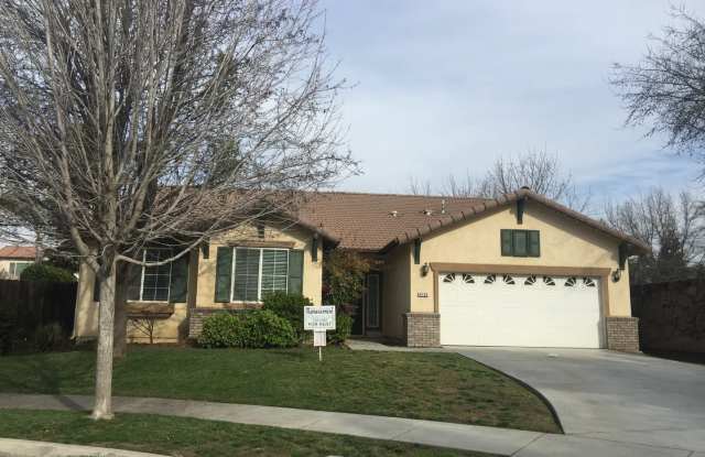 4 Bedroom 2.5 Bathroom in SW Visalia!! photos photos