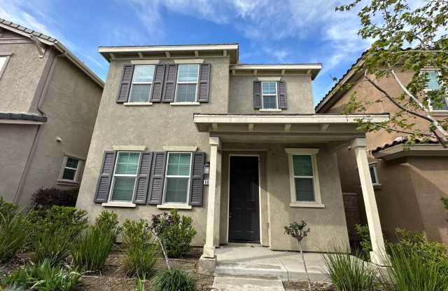 3 Bedroom home for leasing in Eastvale Gallery 1