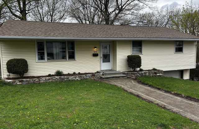 87 Worcester Avenue photos photos
