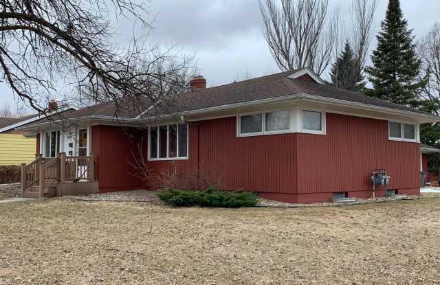 2 Bed 1 Bath Gallery 1