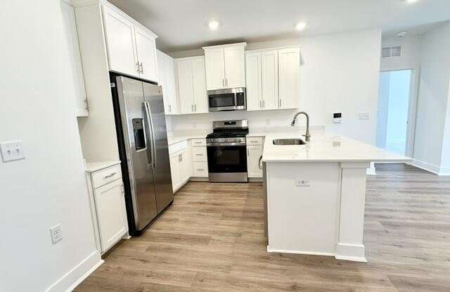 29210 Radford Court Gallery 2