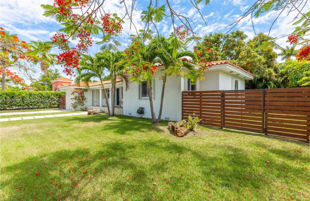 501 Southwest 19th Road photos photos