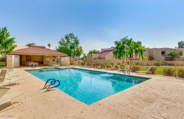 4738 W TOWNLEY Avenue - 4738 West Townley Avenue, Glendale, AZ 85302