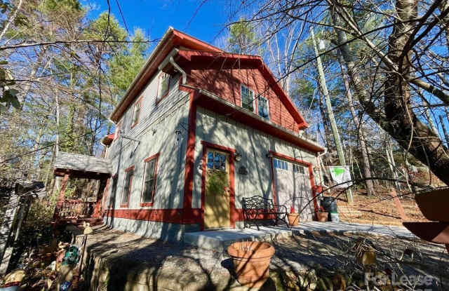 304 9th Street - 304 9th Street, Black Mountain, NC 28711