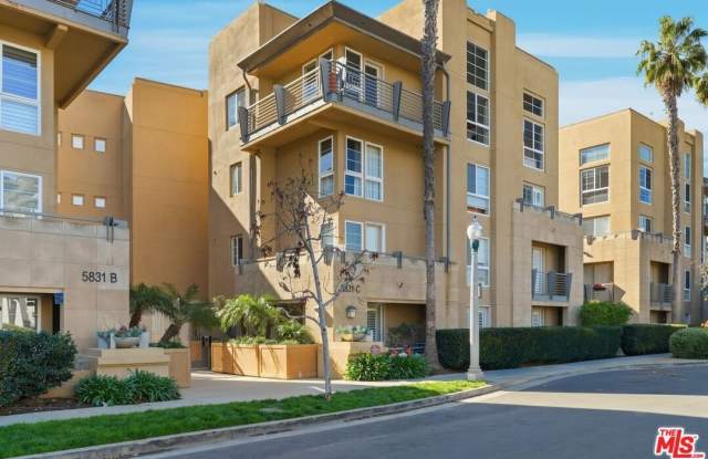 5831 Seawalk Dr unit: 240 photos photos