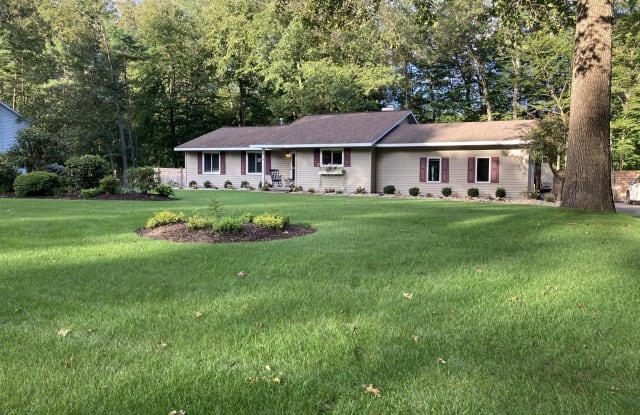 4 Bear Cub Crossing - 4 Bear Cub Crossing, Saratoga County, NY 12866