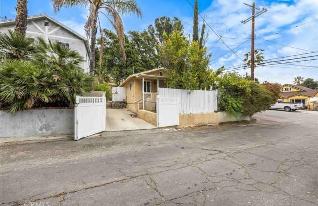 10106 Gish Avenue photos photos