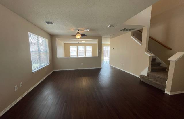 Falling in love with this Spacious 3 Bedroom  2.5 Bath! ~ 2 Car Garage ~ Awesome Floor Plan w/ 2 Living Room Areas// Large Fenced Back Yard ~ Laundry Room w/ Full Size W/D Connections (((READY NOW!!!))) - 10129 Chapel Rock Drive, Fort Worth, TX 76116