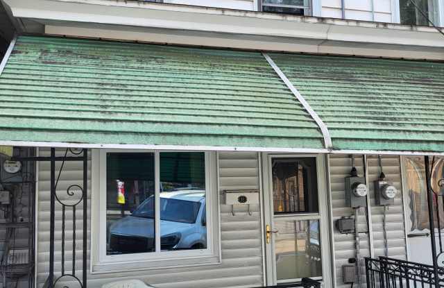 1218 E Centre St - 1218 East Centre Street, Mahanoy City, PA 17948
