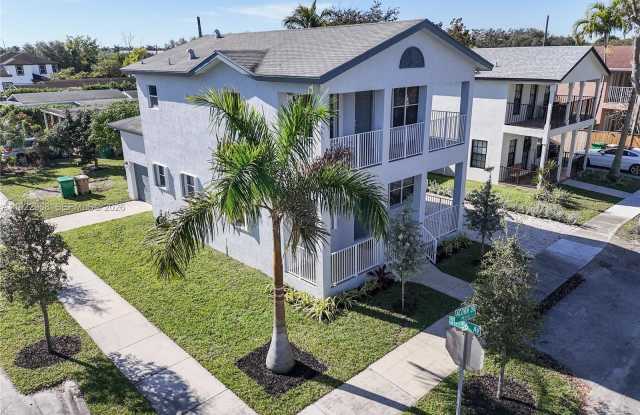 5610 SW 43rd St photos photos