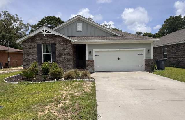 72 Wolverine Avenue - 72 Wolverine Avenue, Valparaiso, FL 32580