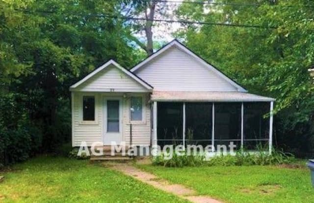 31 N Eastway Dr - 31 N Eastway Dr, Pontiac, MI 48342