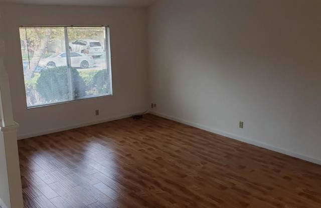 406 Santander Dr Gallery 2