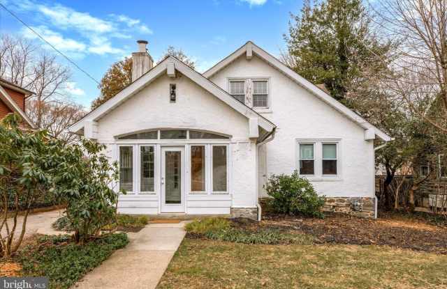 232 FORREST Avenue photos photos