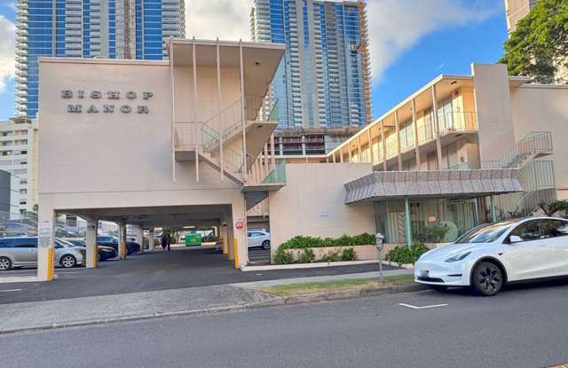 Bishop Manor Studio - 920 Kaheka Street, Honolulu, HI 96814
