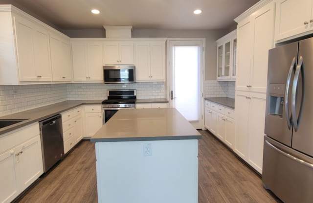 1829 Kelly Pl. Rohnert Park photos photos