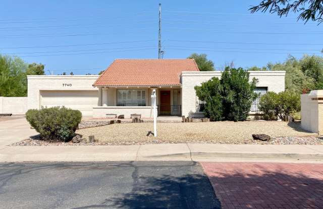 7740 E North Lane - 7740 East North Lane, Scottsdale, AZ 85258