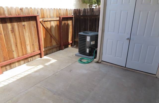 9224 Carlton Oaks Drive Gallery 4