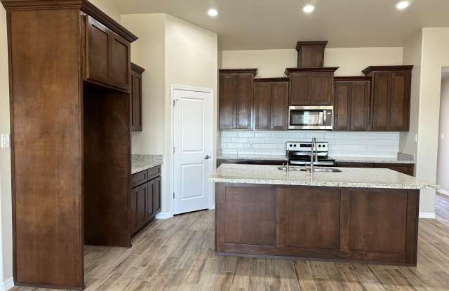 12623 E 50 LN Gallery 3