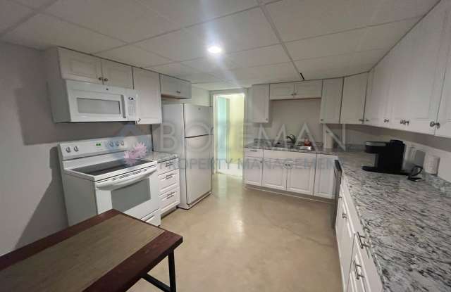 1109 North Cedarview Drive Gallery 4