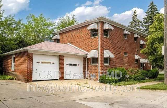 426 E 200th St - DN - 426 East 200th Street, Euclid, OH 44119