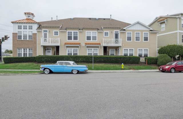Gorgeous 3 bedroom, 3 bedroom condo available now in sought-after Ocean Park, Virginia Beach featuring 1,421 square feet! Gallery 1
