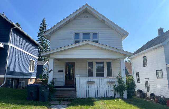 Three Bedroom East Hillside Home photos photos