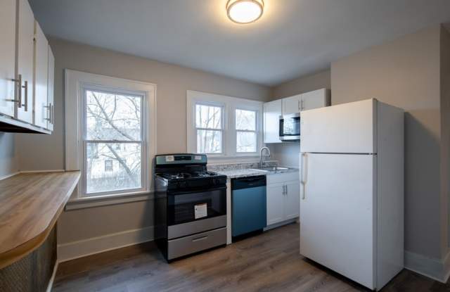 787 4th Avenue - 2 photos photos