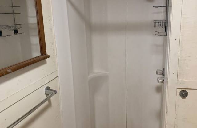 3961 Logan Ave - Apt 12 photos photos