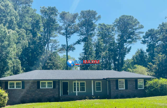 Beautiful ranch in PARKVIEW cluster in Lilburn - 4292 Theresa Way Southwest, Gwinnett County, GA 30047