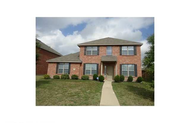 1325 Kentucky - 1325 Kentucky Ave, Lancaster, TX 75134