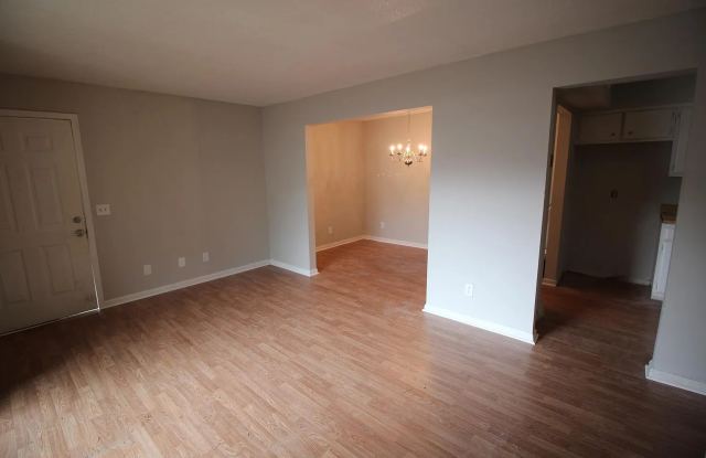 107 Thornwell Ct Apt B Gallery 2