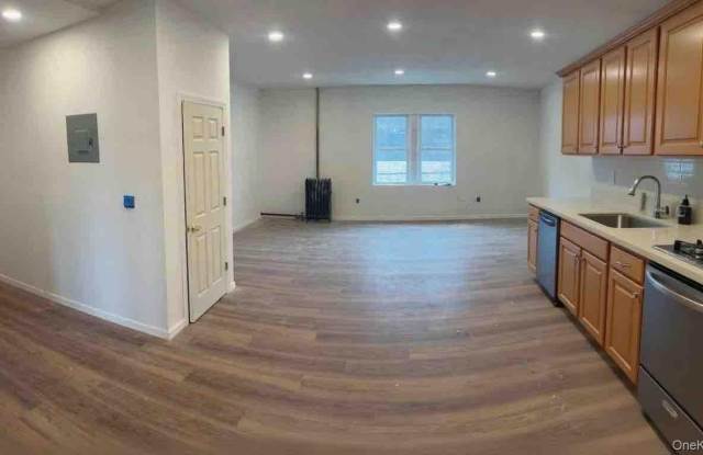 369 Warburton Avenue unit: 2B photos photos