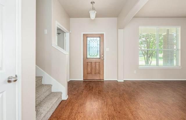109 Cliffbrook Drive Gallery 3