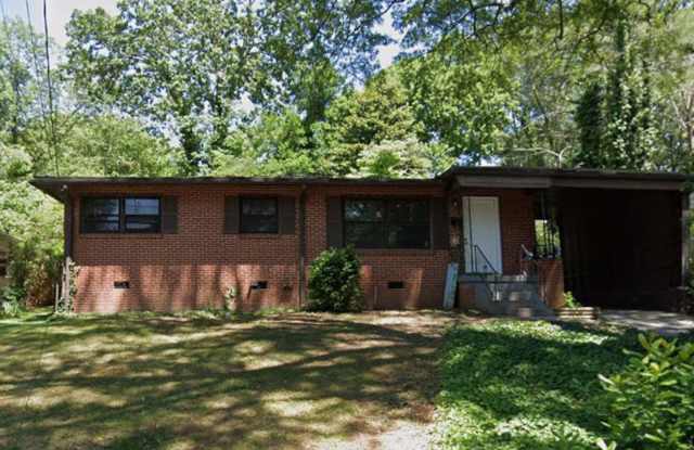 3 Bed and 2 Bath in East Point! photos photos