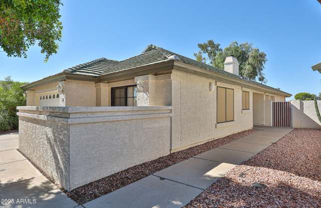 7539 W SEQUOIA Drive Gallery 2