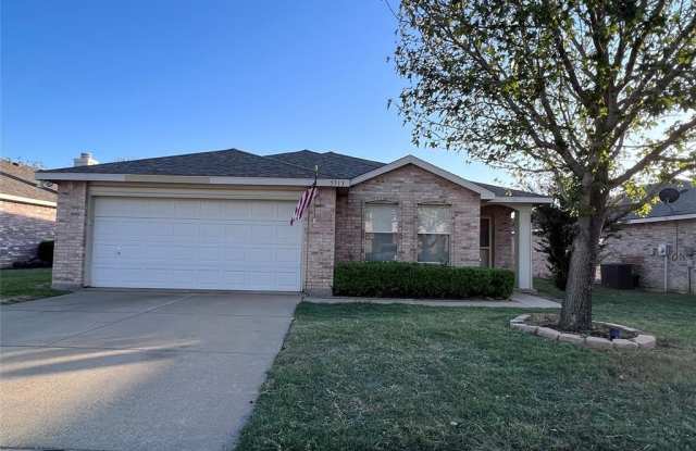 5513 Wiltshire Drive - 5513 Wiltshire Drive, Fort Worth, TX 76135