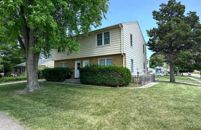 2004 Kellogg Ave photos photos