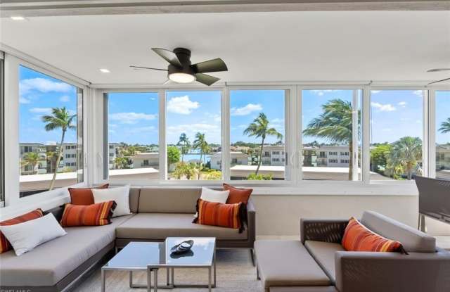 3410 Gulf Shore Blvd N unit: 403 Gallery 4